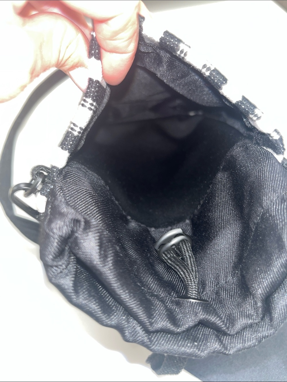 BEIS Black & White Summer Striped Water Bottle Sling Bag NWOT - Picture 11 of 11
